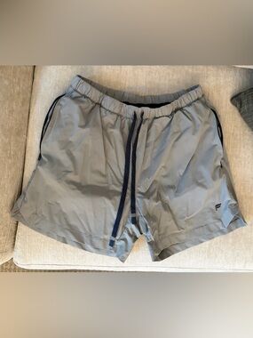 Fabletics Men's Light Gray Athletic Shorts with Navy Liner